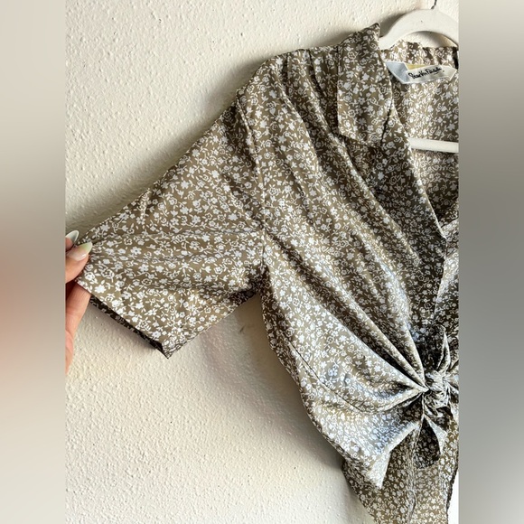 Vintage Diane von Fürstenberg Floral Button-Up Blouse – Size M - Picture 4 of 7